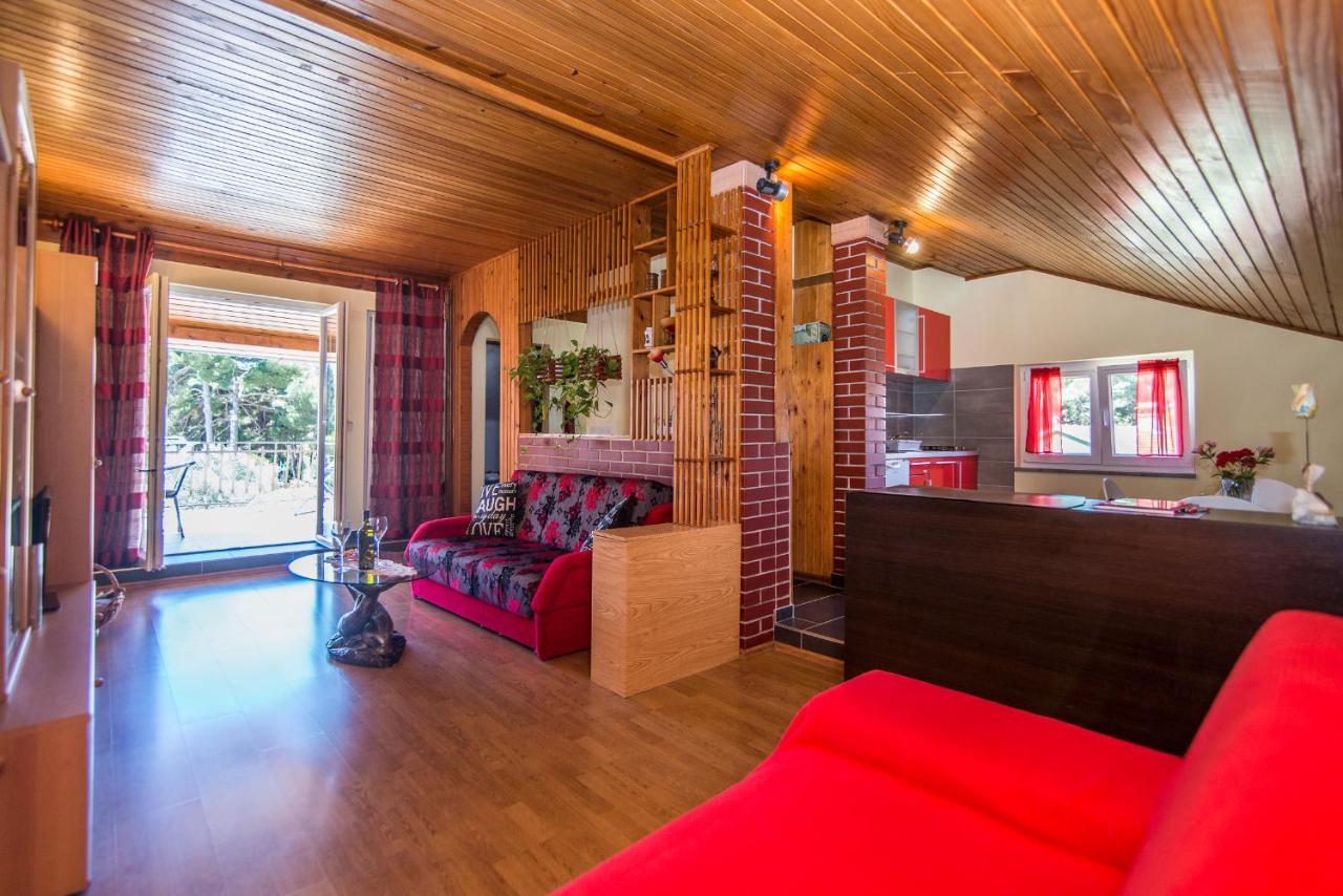 Apartment Vesna 로비니 외부 사진